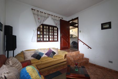 Casa à venda com 160m², 3 quartos e 3 vagasSala