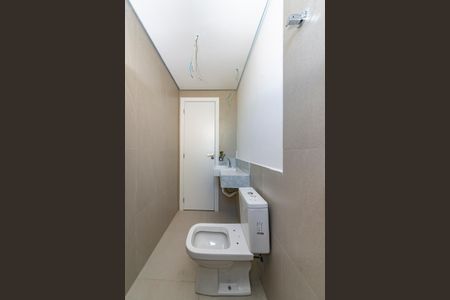 Apartamento à venda com 76m², 2 quartos e 2 vagasBanheiro da Suíte 1