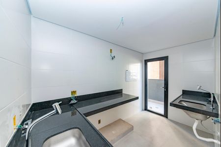 Apartamento à venda com 76m², 2 quartos e 2 vagasCozinha