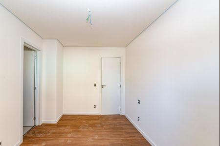 Apartamento à venda com 76m², 2 quartos e 2 vagasSuíte 2