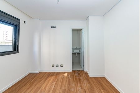 Apartamento à venda com 76m², 2 quartos e 2 vagasSuíte 2