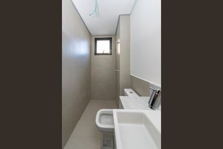 Apartamento à venda com 76m², 2 quartos e 2 vagasBanheiro da Suíte 2