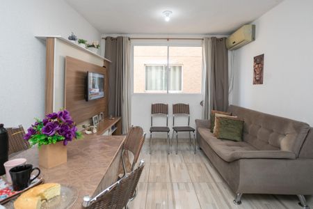 Apartamento à venda com 41m², 2 quartos e 1 vaga Apartamento à venda com 41m², 2 quartos e 1 vagaSala