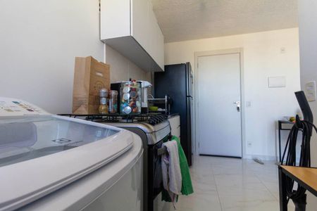 Apartamento para alugar com 42m², 2 quartos e 1 vaga Apartamento para alugar com 42m², 2 quartos e 1 vagaCozinha e Área de Serviço