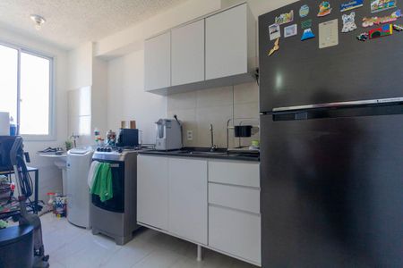 Apartamento para alugar com 42m², 2 quartos e 1 vaga Apartamento para alugar com 42m², 2 quartos e 1 vagaCozinha e Área de Serviço