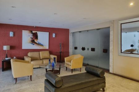 Apartamento à venda com 210m², 3 quartos e 1 vaga Apartamento à venda com 210m², 3 quartos e 1 vagaÁrea comum