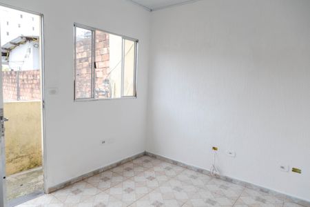 Casa à venda com 45m², 1 quarto e sem vagaSala