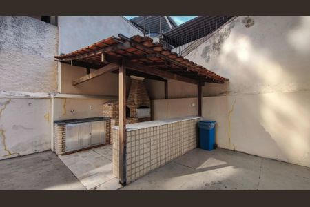 Apartamento para alugar com 85m², 2 quartos e 1 vaga Apartamento para alugar com 85m², 2 quartos e 1 vagaÁrea comum - Churrasqueira