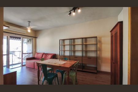 Apartamento para alugar com 85m², 2 quartos e 1 vaga Apartamento para alugar com 85m², 2 quartos e 1 vagaSala