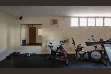 Apartamento para alugar com 85m², 2 quartos e 1 vaga Apartamento para alugar com 85m², 2 quartos e 1 vagaÁrea comum - Academia