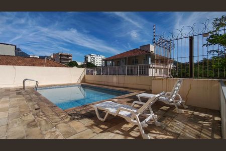 Apartamento para alugar com 85m², 2 quartos e 1 vaga Apartamento para alugar com 85m², 2 quartos e 1 vagaÁrea comum - Piscina