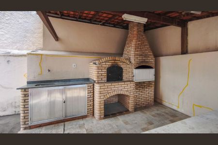 Apartamento para alugar com 85m², 2 quartos e 1 vaga Apartamento para alugar com 85m², 2 quartos e 1 vagaÁrea comum - Churrasqueira