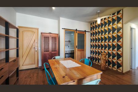 Apartamento para alugar com 85m², 2 quartos e 1 vaga Apartamento para alugar com 85m², 2 quartos e 1 vagaSala