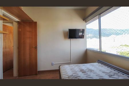 Apartamento para alugar com 85m², 2 quartos e 1 vaga Apartamento para alugar com 85m², 2 quartos e 1 vagaQuarto