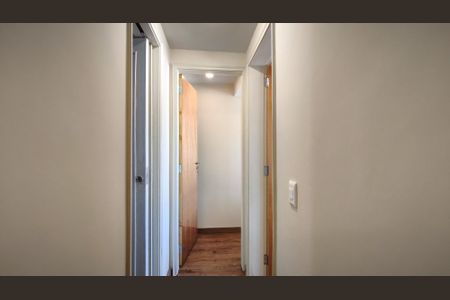 Apartamento para alugar com 85m², 2 quartos e 1 vaga Apartamento para alugar com 85m², 2 quartos e 1 vagaCorredor
