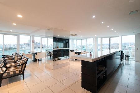 Apartamento à venda com 64m², 2 quartos e 1 vaga Apartamento à venda com 64m², 2 quartos e 1 vagaÁrea comum