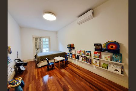 Casa para alugar com 812m², 3 quartos e 6 vagas Casa para alugar com 812m², 3 quartos e 6 vagasSuíte 1