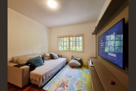 Casa para alugar com 812m², 3 quartos e 6 vagas Casa para alugar com 812m², 3 quartos e 6 vagasSala de TV