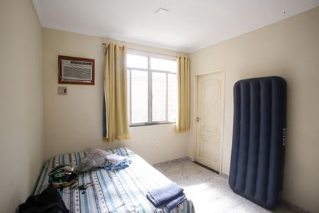 Casa à venda com 90m², 3 quartos e 2 vagasSuíte