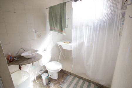 Casa à venda com 90m², 3 quartos e 2 vagasBanheiro da Suíte