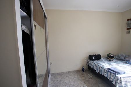 Casa à venda com 90m², 3 quartos e 2 vagasSuíte