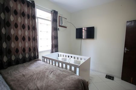 Casa à venda com 90m², 3 quartos e 2 vagasQuarto 1