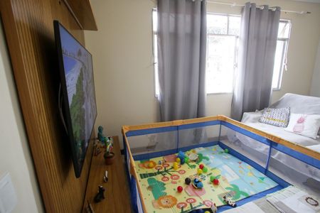 Casa à venda com 90m², 3 quartos e 2 vagasSala