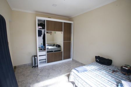 Casa à venda com 90m², 3 quartos e 2 vagasSuíte