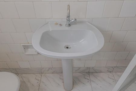 Casa para alugar com 140m², 2 quartos e 1 vagaBanheiro