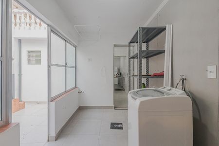 Casa para alugar com 140m², 2 quartos e 1 vagaÁrea de Serviço