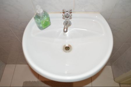 Casa de condomínio à venda com 110m², 3 quartos e 2 vagasLavabo