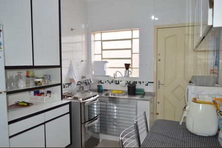 Casa de condomínio à venda com 110m², 3 quartos e 2 vagasCozinha