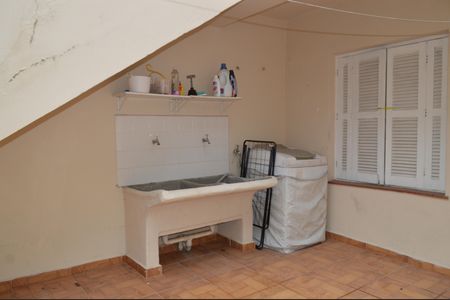 Casa de condomínio à venda com 110m², 3 quartos e 2 vagasÁrea de Serviço