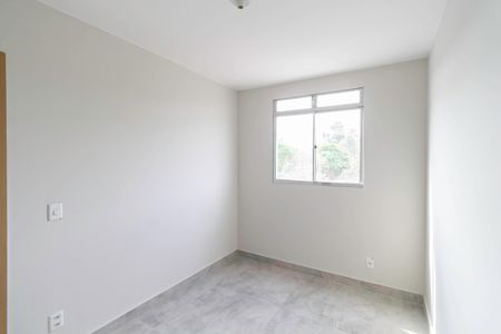 Quarto 2 de apartamento para alugar com 2 quartos, 60m² em Cabral, Contagem