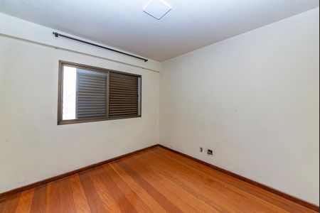 Apartamento à venda com 148m², 4 quartos e 3 vagas Apartamento à venda com 148m², 4 quartos e 3 vagasQuarto 1