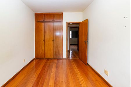 Apartamento à venda com 148m², 4 quartos e 3 vagas Apartamento à venda com 148m², 4 quartos e 3 vagasQuarto 2