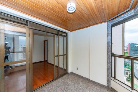 Apartamento à venda com 148m², 4 quartos e 3 vagas Apartamento à venda com 148m², 4 quartos e 3 vagasVaranda da Sala