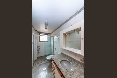 Apartamento à venda com 148m², 4 quartos e 3 vagas Apartamento à venda com 148m², 4 quartos e 3 vagasBanheiro Social