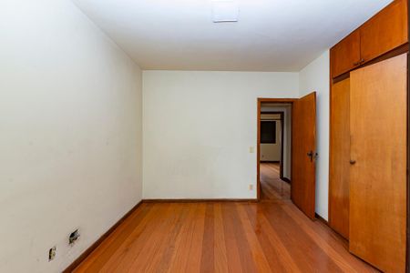Apartamento à venda com 148m², 4 quartos e 3 vagas Apartamento à venda com 148m², 4 quartos e 3 vagasQuarto 1