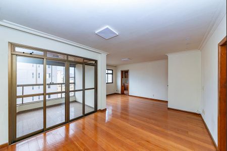 Apartamento à venda com 148m², 4 quartos e 3 vagas Apartamento à venda com 148m², 4 quartos e 3 vagasSala