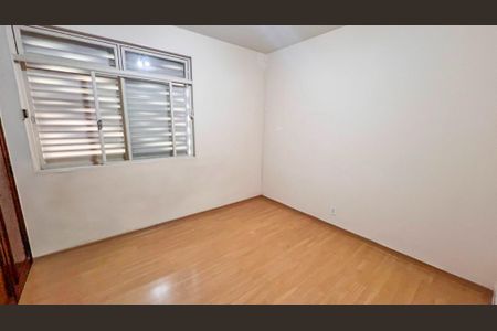 Apartamento à venda com 180m², 4 quartos e 1 vagaQuarto 2