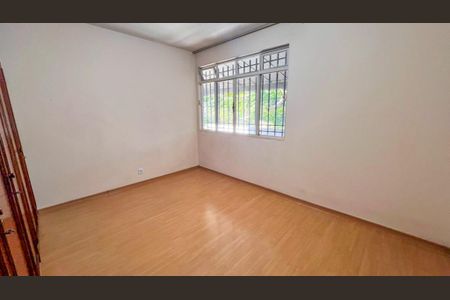 Apartamento à venda com 180m², 4 quartos e 1 vagaSuite