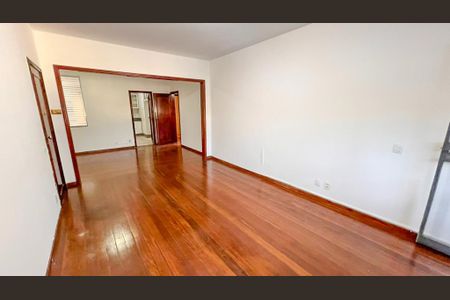 Apartamento à venda com 180m², 4 quartos e 1 vagaSala