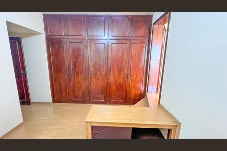 Apartamento à venda com 180m², 4 quartos e 1 vagaQuarto 1