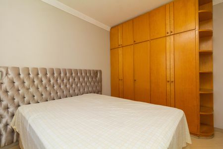 Apartamento à venda com 70m², 3 quartos e 1 vagaSuíte
