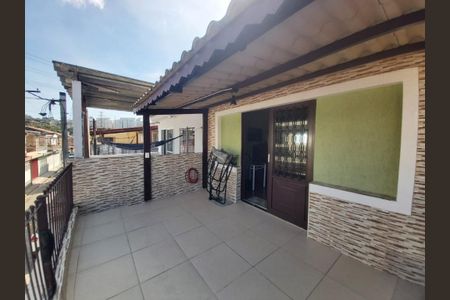Casa à venda com 110m², 2 quartos e 1 vagaFoto 01