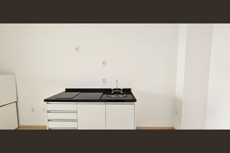 Studio para alugar com 30m², 1 quarto e sem vaga Studio para alugar com 30m², 1 quarto e sem vagaCozinha