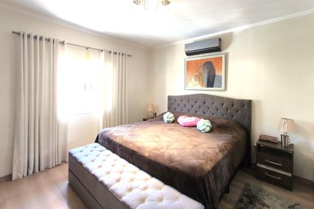 Casa à venda com 520m², 3 quartos e 6 vagasSuíte