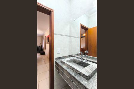 Casa à venda com 520m², 3 quartos e 6 vagasLavabo da Sala