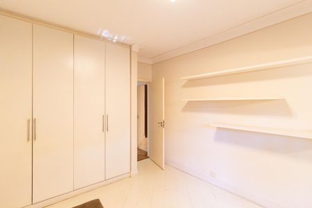 Casa de condomínio para alugar com 550m², 6 quartos e 7 vagasSuíte 2